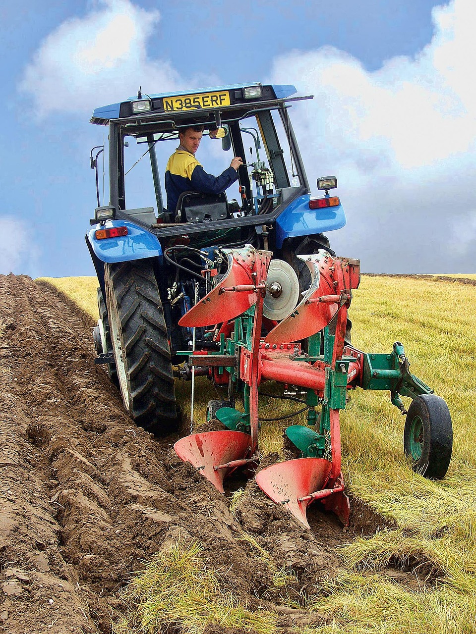 farming, ploughing, agriculture, plough, soil, rural, farmland, cultivation, plowed, machinery, tractor, ploughing, ploughing, ploughing, ploughing, ploughing, plough
