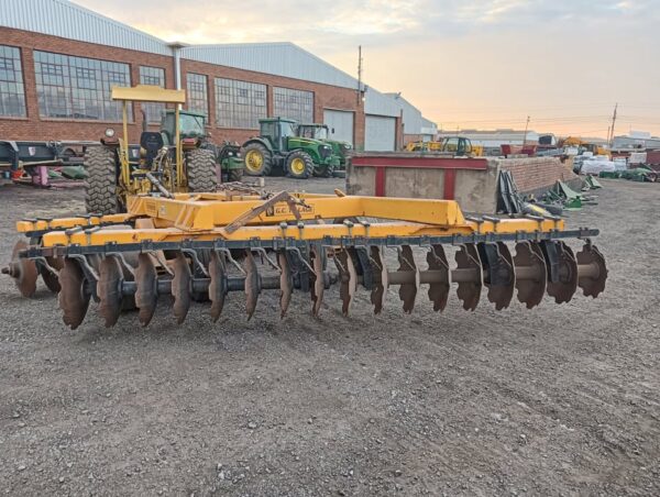 2018 GC Tillage Rp14 - 32 discs - Image 4