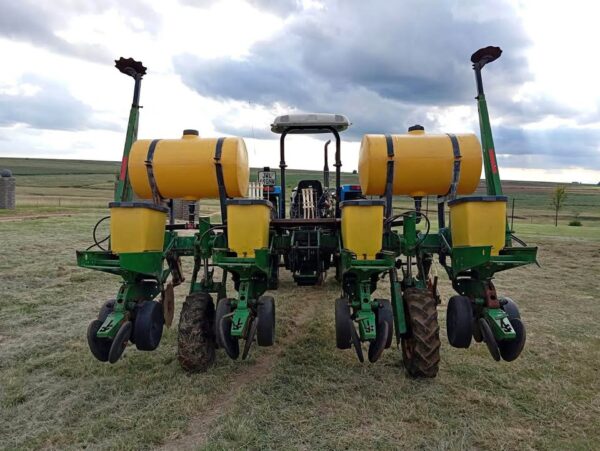 John deere 1750