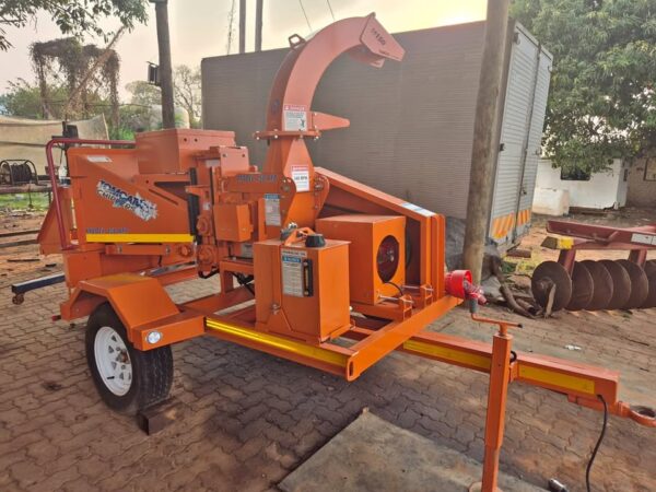 Tomcat 150 AFP Trailed PTO Chipper