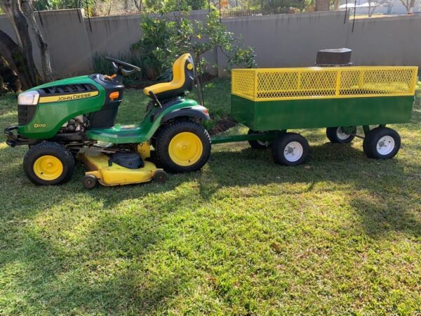 Pre-owned John Deere D170 With Trailer