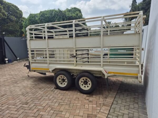 Double axle Cattle trailer - Image 3